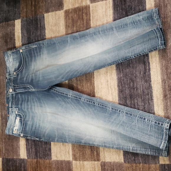 Miss me capri.          #02 - Picture 3 of 11